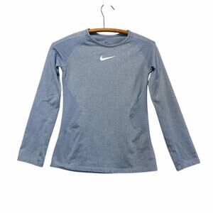 Nike Long Sleeve T-shirt Dri Fit Women’s Large Athleisure Thumbholes